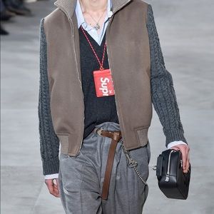 Meet your Posher, Adrian